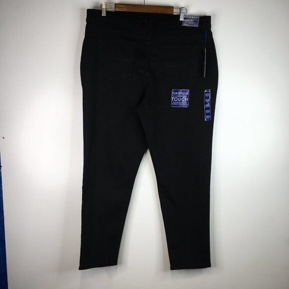 Bandolino Mandie Slim Slashed Knee Black Jeans Size 18S. NWT - Picture 10 of 15